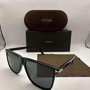 Tom Ford Fletcher Sunglasses ft 0832  black 57mm FT0832